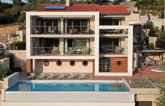 Vlastelini II - Foto 76