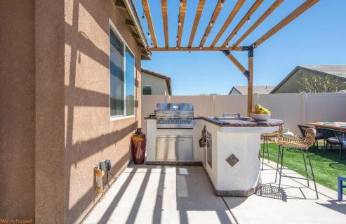 5Br3B Pool, 2mi to Fstvals, EV Chrgr, Gym, Games - Photo 17