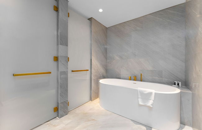 Maison Privee - Glamourous Apt with Sea Views at FIVE Palm - Foto 11