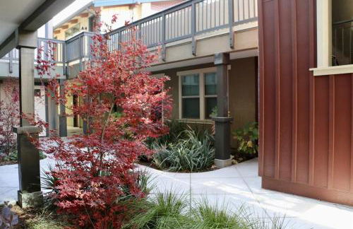 Emerald Oasis Cozy Living with Pet Park - Foto 34