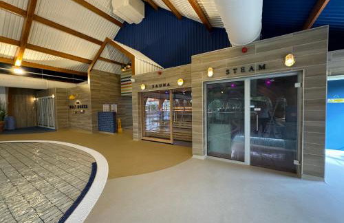 Wildflower, Premium Plus Hot Tub Lodge - Foto 4