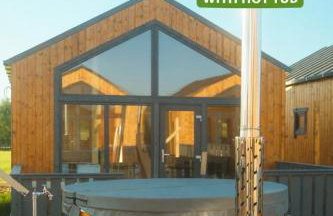 Nadmorskie Chatki - SAUNA - OPCJA Z PRYWATNĄ BALIĄ KĄPIELOWĄ LUB BEZ - Foto 6