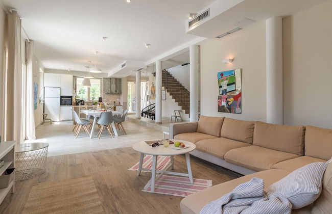 Luxurious Villa in Butkovici with Pool & Hot Tub - Foto 11