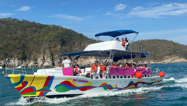 Navigando per la costa di Huatulco