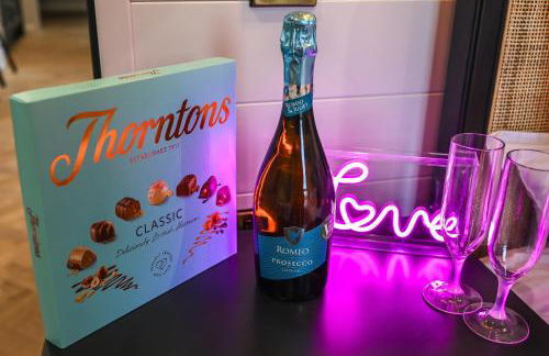 Staining Luxury Lodges - Photo 28