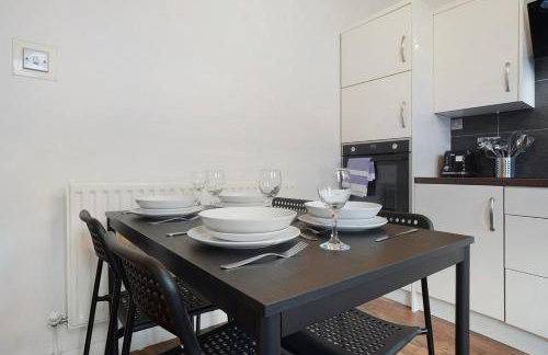 3BR House By Astra Residences Short Lets & Serviced Accommodation Ferryhill - Ideal For Contractors With Free Parking - Foto 18