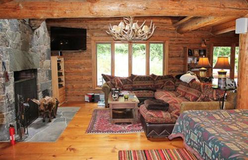 The Kresge Kabin - Authentic Grand Log Cabin. - Foto 14