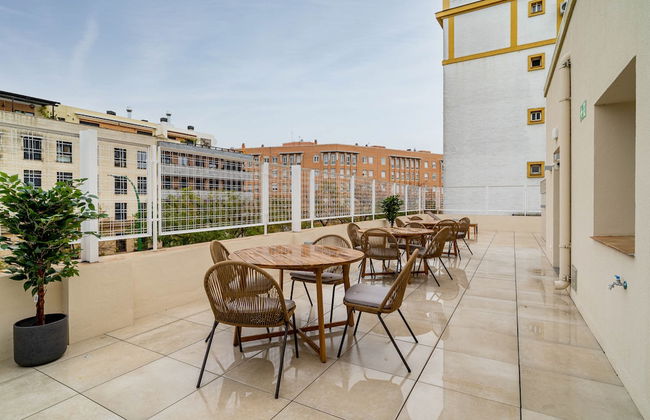 Limehome Sevilla Ronda de Capuchinos - Photo 67