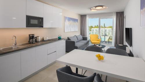 Apartments Maj Residence Luxury - Foto 5, stove, dishwasher, room service, minibar