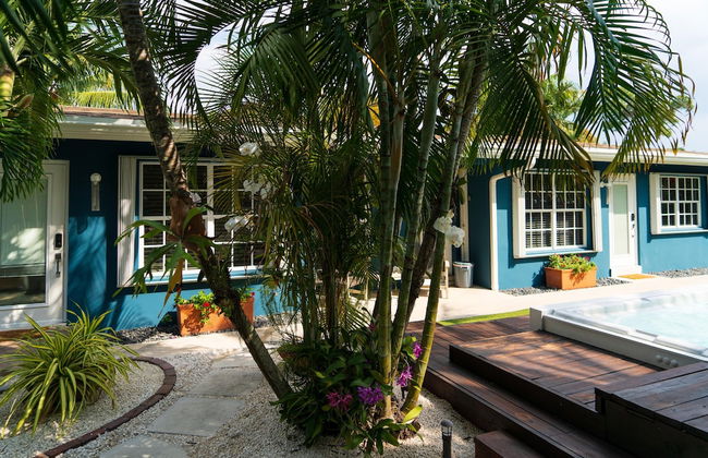 Modern Oasis - Photo 57