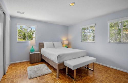 Leona Breeze - Photo 21