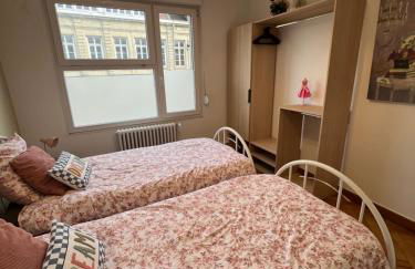 Centre ville 2 chambres 4 voyageurs Tarif long séjour - Foto 5