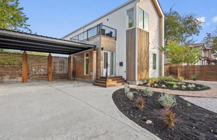 Brand New Low-Allergen Retreat with Hot Tub - Foto 49