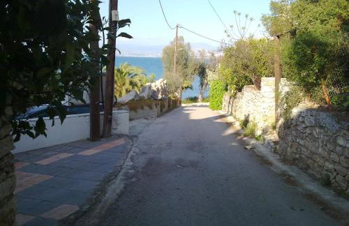 Kiveri Traditional Villa - Photo 30