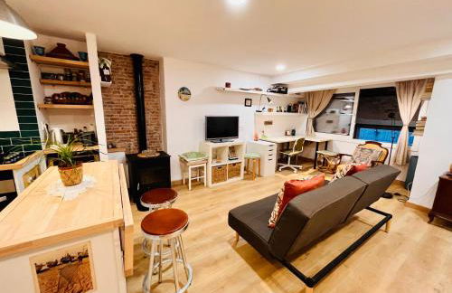 La Bruixota del Castell - Foto 1