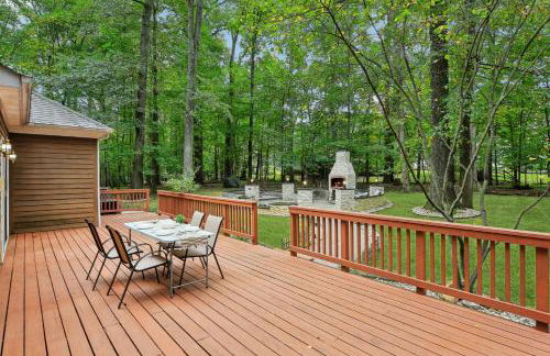 DC Luxury Retreat in Forest Spacious Full of Fun - Foto 70