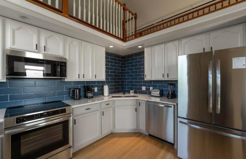 Above Coffee Shop, Cincy Hilltop Apt, City Views! - Foto 2