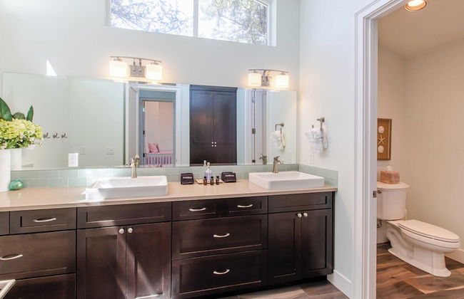 Villa Manzanita by Avantstay Hot Tub, 1 Block to Beach/town, Chef's Kitchen - Foto 10