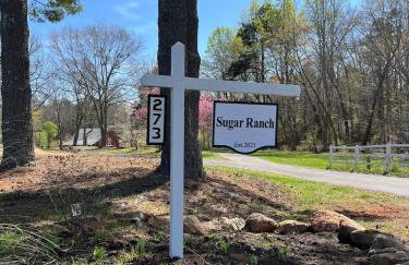 In the Woods by a Pond! Sugar Ranch Guest House! - Foto 5