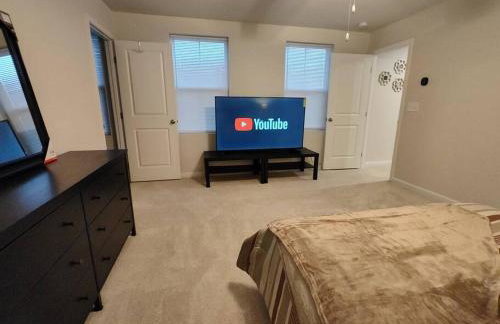 Home away from Home in Charlotte North Lake Norman - Foto 16