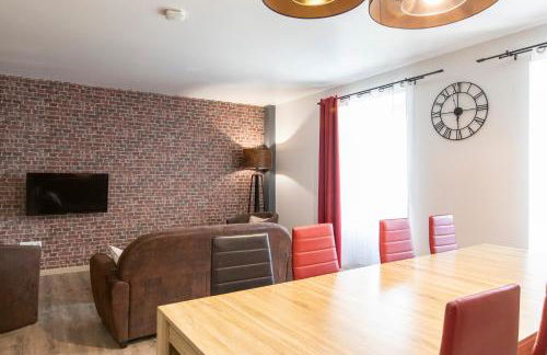 Gîte Jean Scafer, Piscine chauffée, Wifi, Salle de jeux, Animaux de la ferme - Foto 9