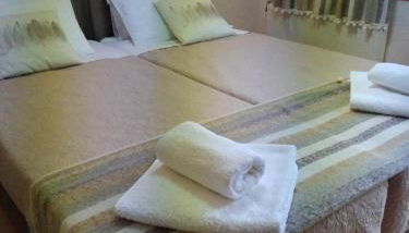 Menelaos Apartments - Foto 1