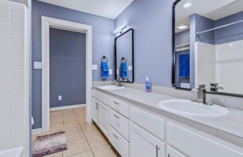 Spacious 3BR Home Near SPI Beach & Restaurants - Foto 9