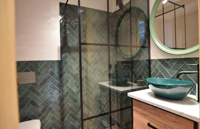 Holiday Home on the Lake Shore, Sauna, Jacuzzi - Foto 19