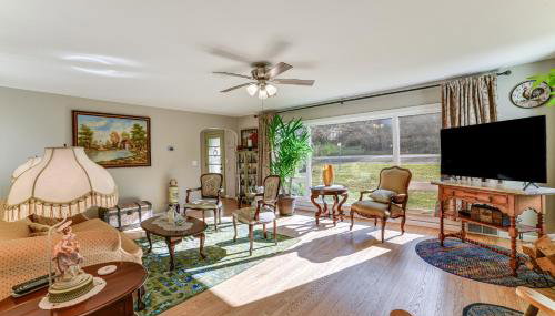 1 Mi to Historic District: Mtn-View Franklin Home - Photo 4