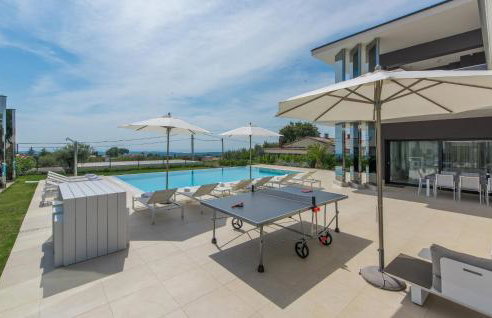 Villa Gabrijela for 10 people near Novigrad with 66 m2 heated pool and sea view - Foto 5