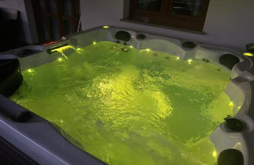 Holiday home Marta in nature with jacuzzi - Photo 4