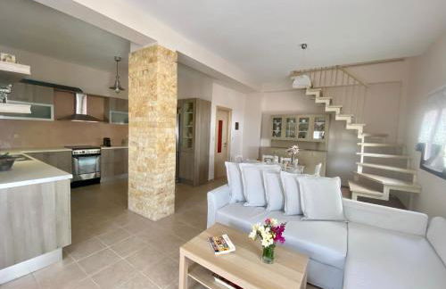 Rebekka's HOUSE - Photo 2