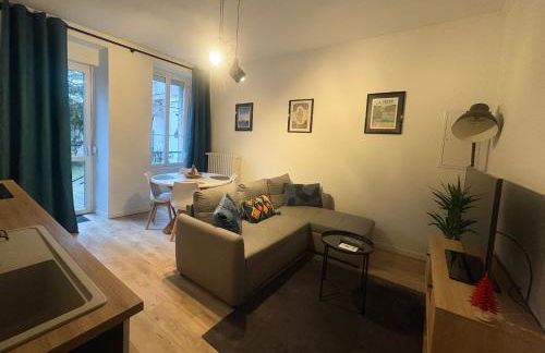 La Cour du Prince - F2 Centre-ville avec cour - Foto 1