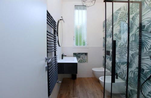 Bright and welcoming two-room modern apartment - Foto 13