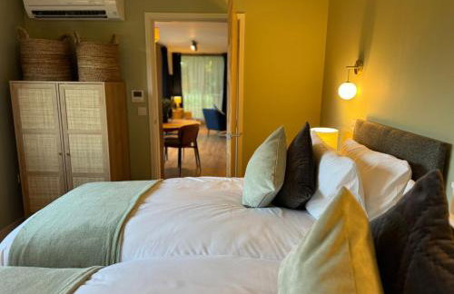 Unbox at Poplar Tree - Photo 51