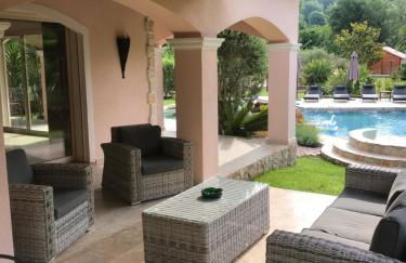Luxueuse villa piscine et jacuzzi - Foto 13
