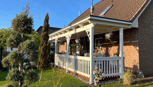 ZWITSCHERNEST Stilvolle helle Ferienwohnung Gästezimmer Monteurwohnung für 1 bis 6 Personen 3 Zimmer 60 qm - Foto 3