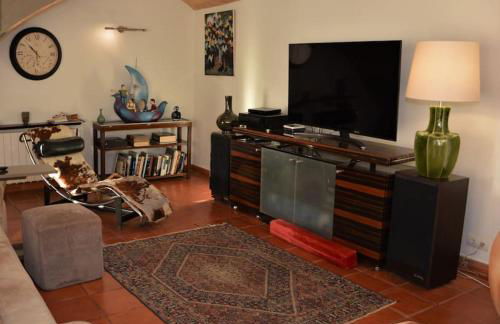 Villa Sitges Julia Vista Espectacular 2 k m s de la Playa Comoda & Area Tranquila Amplitud interior y plana - Foto 17