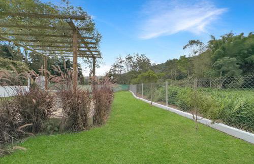 Sítio com Churrasqueira, Piscina, Lago e Natureza - Foto 66