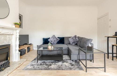 5min to Huddersfield Royal Infirmary Hospital - Foto 15