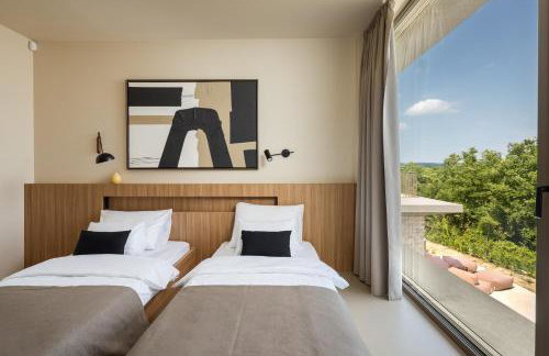 Villa bOx in Central Istria for 14 persons with wellness, 54 m2 heated pool, & kids playground - Foto 22