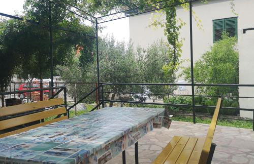 Pia Apartments - Photo 10