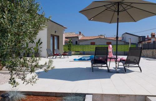 House Bronzin by Istra Vacation - Photo 6