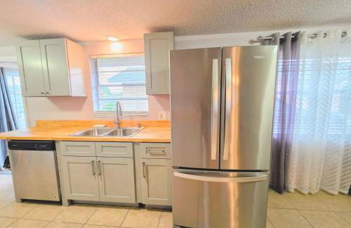 Apartment in Privet House Walk Distance To Beach - Foto 6