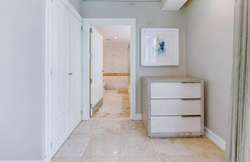 Oceanfront Retreat- South Beach Pool Amenities - Foto 17