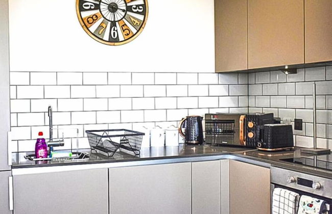 Modern 2 Bed 2 Bath Bracknell With Free Parking - Foto 8