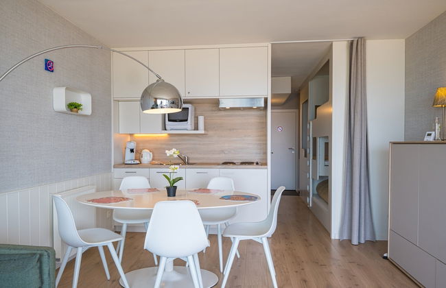 Modern Studio With sea View and Garage - Foto 15