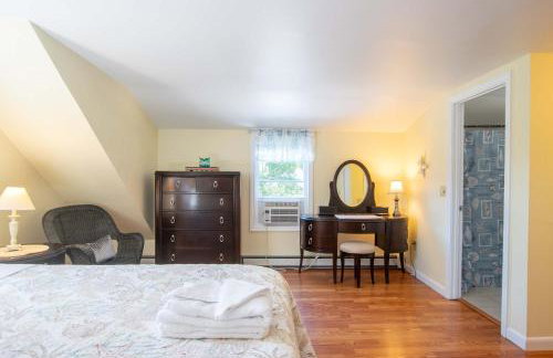 Lovely Home Near Bike Path Dog Welcome! - Foto 12