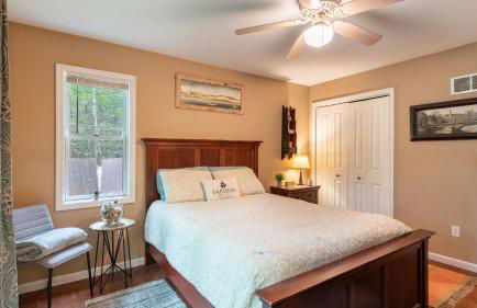 Bear Trail Chalet by Avantstay Retreat w/ Outdoor Living Deck & Fire Pit - Foto 75