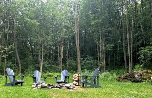 Private Cottage with Hot Tub in the Woods - Foto 6